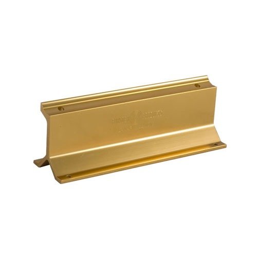 Le Trimmer Classic de Forster est idéal pour les grosses cartouches, avec un support de 6½" et un arbre de coupe de .522", parfait pour les armes à gros gibier.