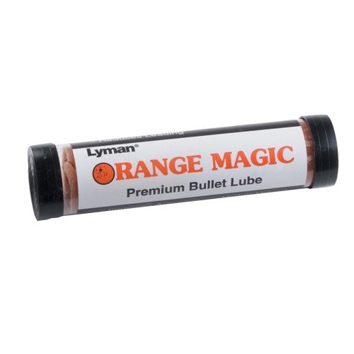 Orange Magic Lube di Lyman è ideale per carichi ad alte prestazioni, aumenta la velocità dei proiettili e riduce il leading, mantenendo la sua consistenza anche in condizioni di alta temperatura.