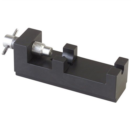 Le Young MFG AR-15/M16 Bolt Ejector Tool facilite l'entretien de ton bolt, prévient la perte de pièces et est assez compact pour le terrain.