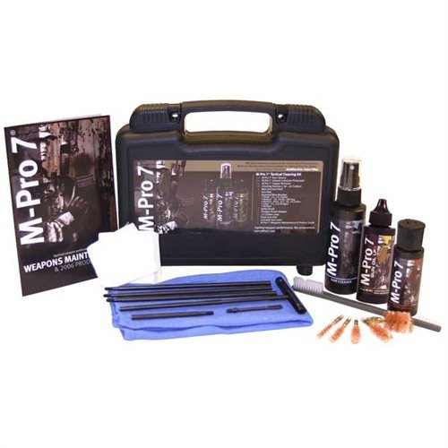 Il TACTICAL GUN CLEANING KIT M-PRO 7 offre un sistema di pulizia collaudato, completo di prodotti per la manutenzione di armi, in un pratico e robusto pacchetto.