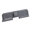 Les couvercles de port d'éjection Wilson Combat AR-15 te permettent d'identifier rapidement les récepteurs supérieurs, finis en Black Armor-Tuff®.