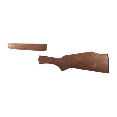 Le set de crosse et avant en bois SAVAGE 24 offre un ajustement de qualité d'usine, en noyer américain, prêt à installer avec un minimum de travail.